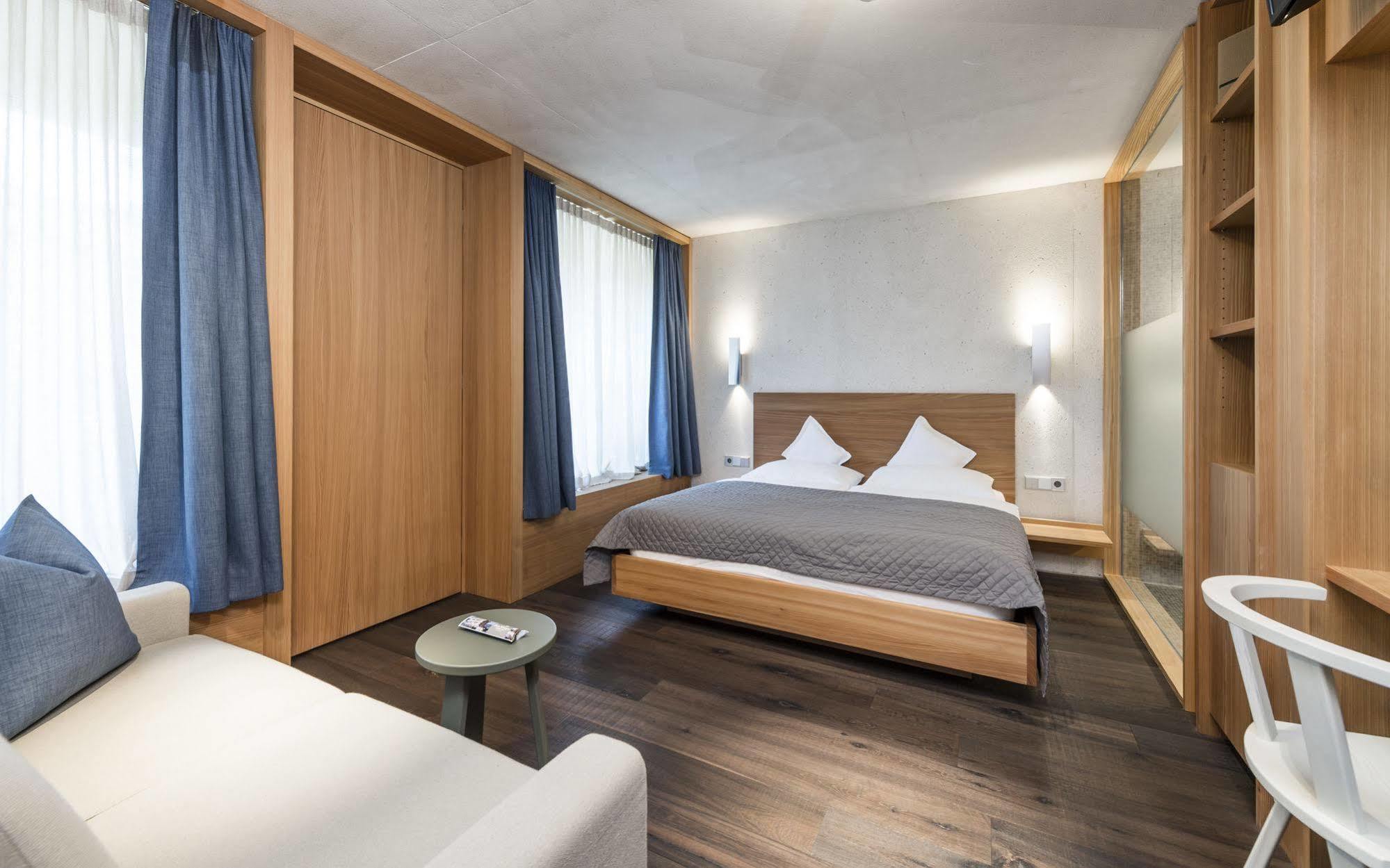 La Paula Apartments & Suites سويسي المظهر الخارجي الصورة